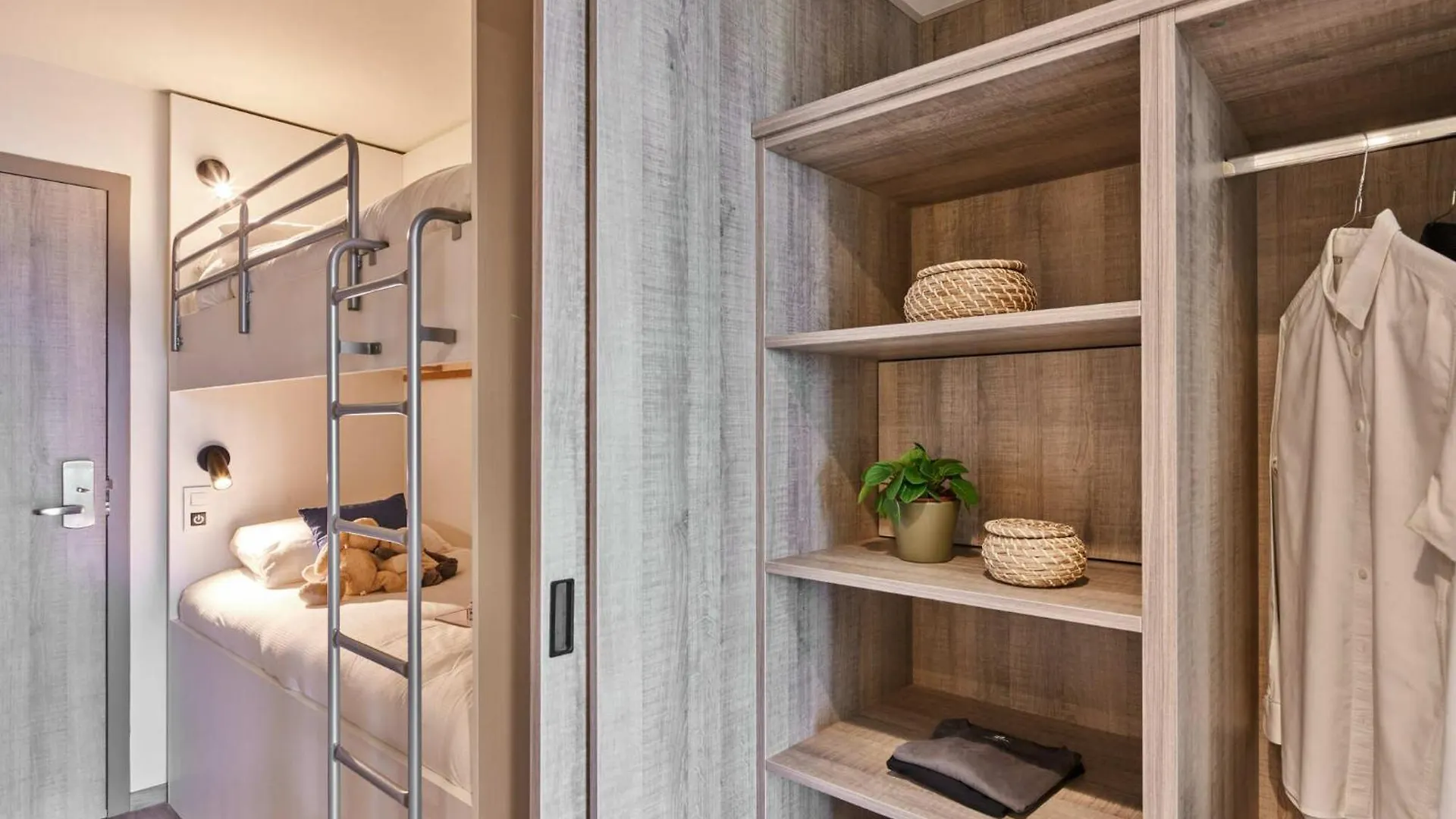 Apartment Holiday Suites Zeebrugge