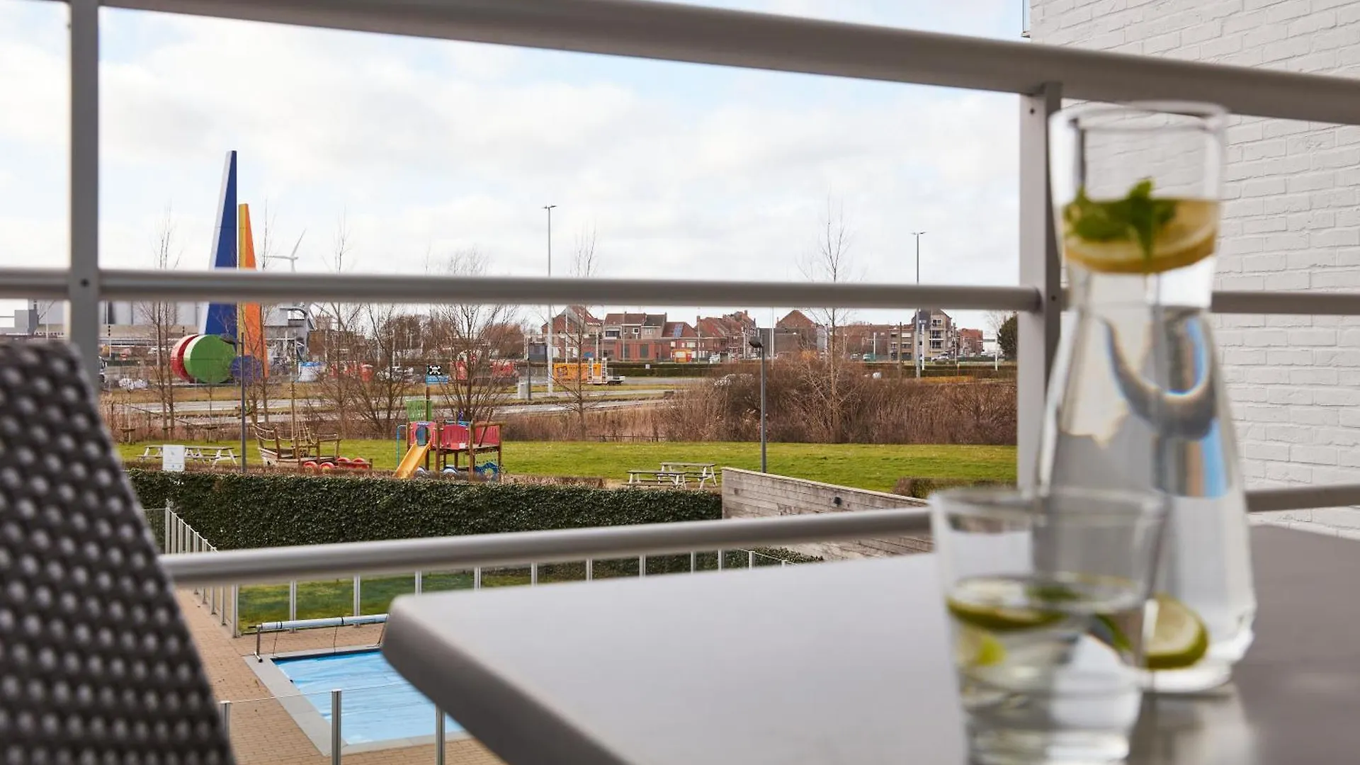 Apartment Holiday Suites Zeebrugge