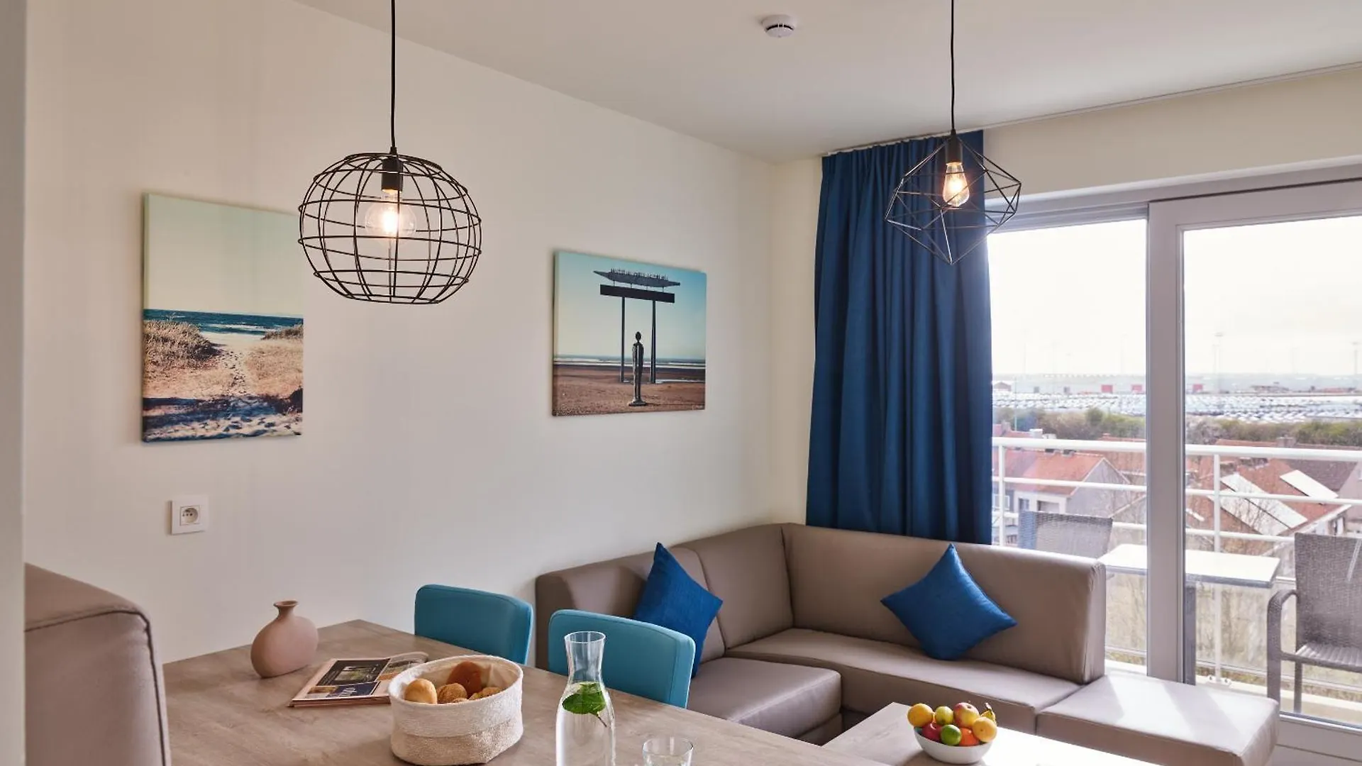 Holiday Suites Zeebrugge 0*, Bruggy Belgie